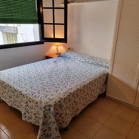 Acogedor A 50m De La Playa Con Terraza - Hisp-236-124 *