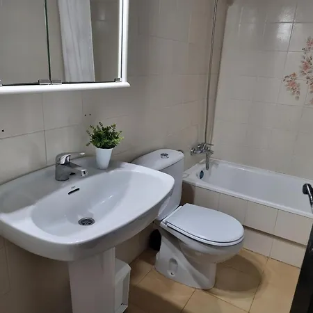 Acogedor A 50m De La Playa Con Terraza - Hisp-236-124 * Torroella de Montgrí