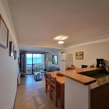 Acogedor A 50m De La Playa Con Terraza - Hisp-236-124 Apartmán *